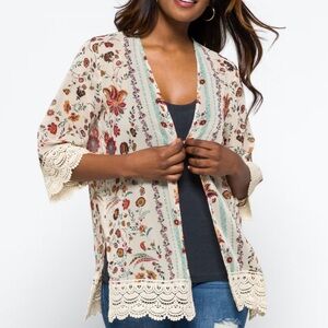 Floral Lace Trim  MASON & BELLE
Laria Crochet Trim Open Front Woven